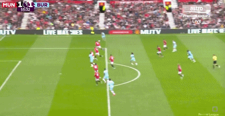 3:2！姆伯莫2场2球，B费自我救赎，曼联终场绝杀，阿莫林如释重负